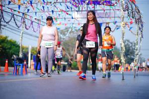 BIB: 26582, 15233
                            <button type="button" onclick="openModal(10086454)" class="btn btn-primary btn-sm float-right btn-popup" data-toggle="modal" data-target=".modal-high-quality">
                        <i class="fas fa-shopping-cart"></i> Add to Cart
                    </button>
                                            <button type="button" onclick="isThisMe(10086454, true)" class="btn btn-success btn-sm float-right btn-popup btn-isme hidden" data-toggle="tooltip" data-placement="bottom" title="นี่คือรูปของคุณใช่ไหม คลิกที่นี่เพื่อเอาเข้าอัลบั้ม">
                        <i class="fas fa-plus"></i> Add to album
                    </button>
                    <button type="button" onclick="isThisMe(10086454, false)" class="btn btn-warning btn-sm float-right btn-popup btn-isnotme hidden">
                        <i class="fas fa-ban"></i> Remove from album
                    </button>